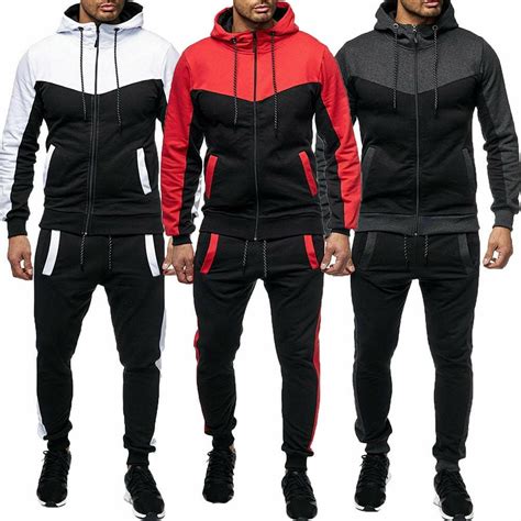 Men's sportswear: tracksuits, hoodies 